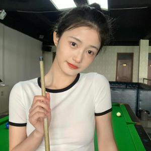 校长别日我的骚逼我还小呢
